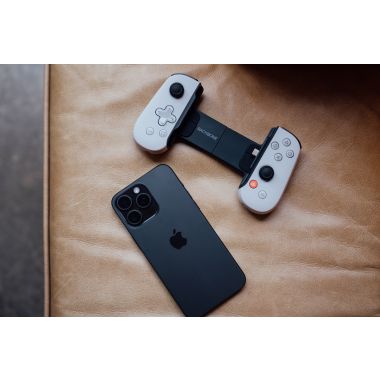 Backbone One Mobile Gaming Controller for iPhone ( Lightning